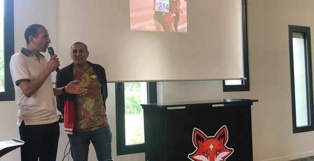 photo  momo serbouti au côté de khalid skah.  &copy;  ouest-france 