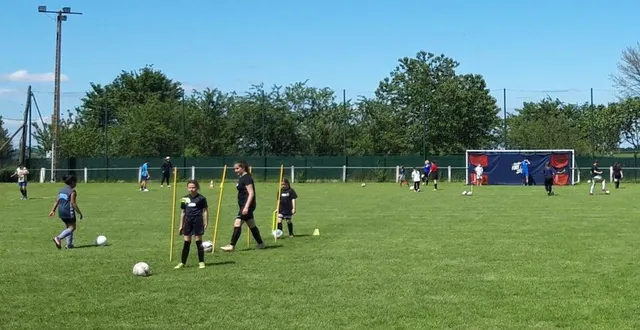 photo  une après-midi porte ouverte dédiée aux filles a été organisée récemment par l’us coulans - la quinte.  &copy;  le maine libre 