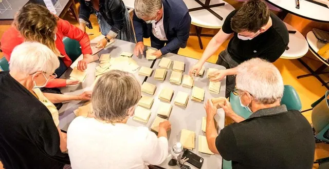 photo  c’est l’heure du dépouillement dans le bureau de vote de moncé-en-belin, ce dimanche 20 juin 2021 à l’occasion des élections départementales.  &copy;  dominique breugnot photographer 