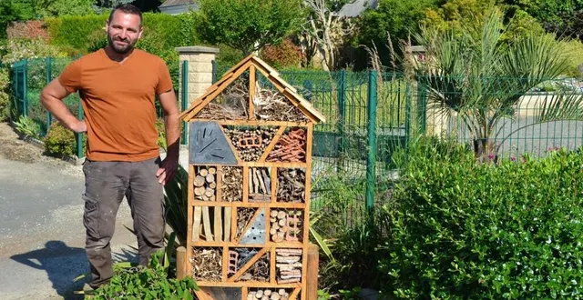 photo  mehdi gallet, devant l’un des hôtels à insectes qui n’attendent plus que des résidents.  &copy;  ouest-france 