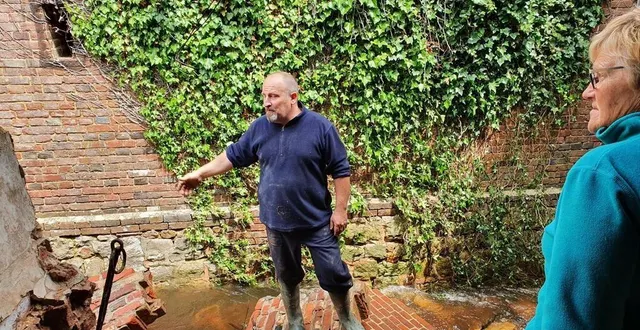 photo  yannick robert, propriétaire d’une quincaillerie avec sa femme, est dévasté. il a perdu son matériel de plomberie et celui de ses clients.  &copy;  ouest-france 