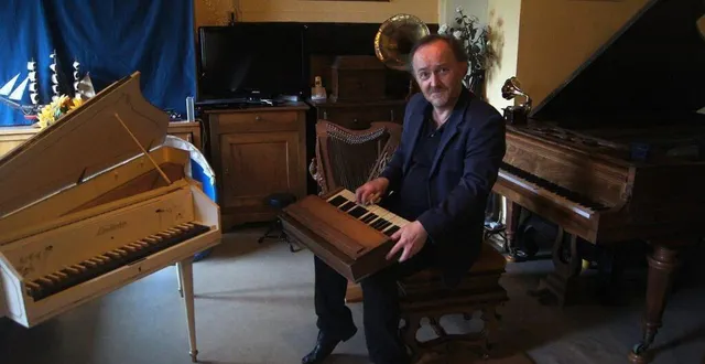 photo  pierre tisseyre a rassemblé environ 80 pianos anciens.  &copy;  archives 