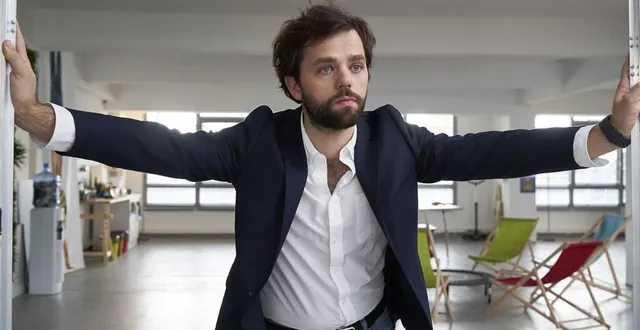 photo  yann frisch en patron hyper connecté de start-up fait ses débuts au cinéma hors de son registre de magicien.  &copy;  photo af brillot 