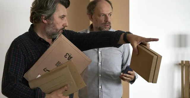 photo  bruno podalydès retrouve l’un de ses acteurs fétiches, son frère et denis.  &copy;  afbrillot 