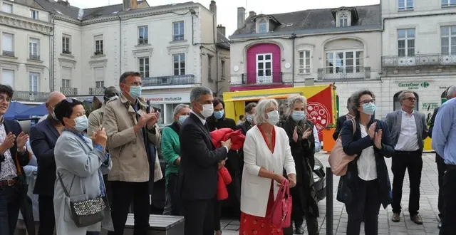 photo  victoire écrasante de daniel chevalier et martine crnkovic, binôme représentant la majorité départementale, dans le canton de sablé-sur-sarthe.  &copy;  le maine libre 