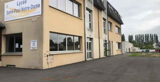 photo  le lycée saint-paul recevait 292 élèves pour leur grand oral.  &copy;  le maine libre 