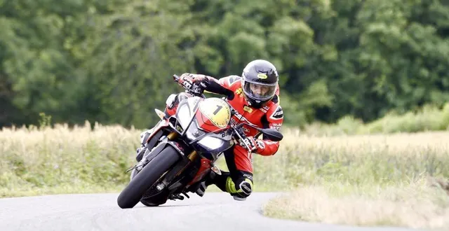 photo  bruno schiltz, vainqueur du rallye de la sarthe.  &copy;  ouest-france 
