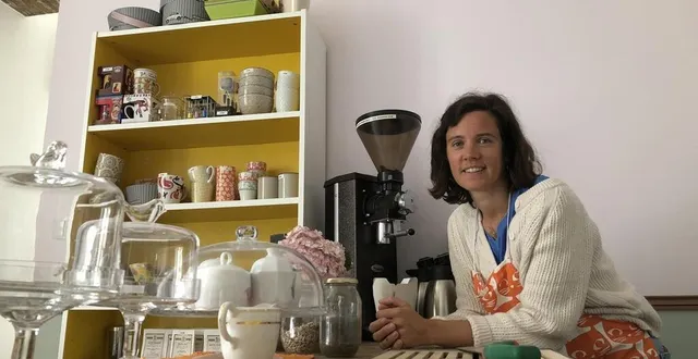 photo  julie cortez ne servira pas plus de douze couverts les mardis midi et mercredis midi et soir.  &copy;  co 