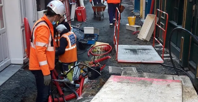 photo  ici, un renouvellement du réseau souterrain électrique de la rue des ponts-neufs au mans (sarthe), réalisé en décembre 2020 et janvier 2021.  &copy;  enedis 