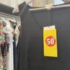 photo  ce mercredi 30 juin, les soldes d’été commencent. pour les petits commerçants, c’est l’occasion d’écouler les stocks invendus des confinements. 