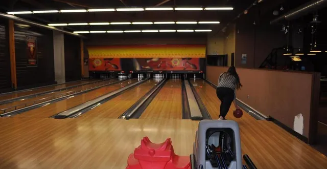 photo  fermé depuis octobre 2020, le bowling de sablé-solesmes rouvre ses portes ce jeudi 1er juillet.  &copy;  archives le maine libre 