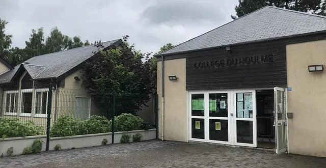 photo  le collège du houlme à briouze (orne).  &copy;  ouest-france 