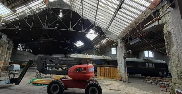 photo  a la rotonde, les travaux de couverture ont commencé en novembre 2020.  &copy;  le maine libre 