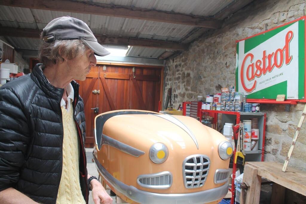 EN IMAGES - Un Breton de 72 ans restaure de vieilles autos-tamponneuses -  France Bleu