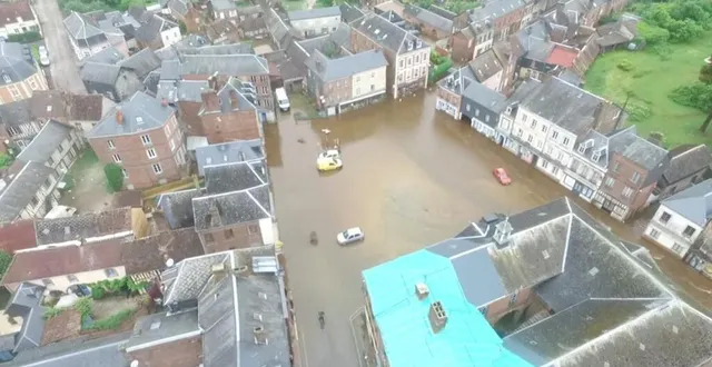 photo  au sap-en-auge, tout le centre-ville avait été submergé par les eaux, mardi 22 juin 2021.  &copy;  dr 