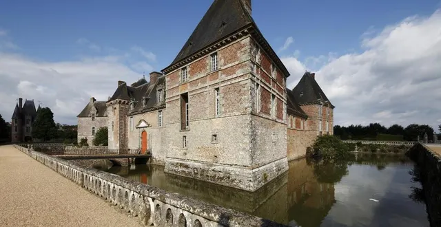 photo  le château de carrouges se visite toute l’année.  &copy;  gauthier 