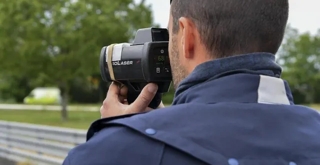 photo  toutes les opérations de contrôle de vitesse ne sont pas annoncées par les gendarmes sarthois. ?  &copy;  archives le maine libre – yvon loué 