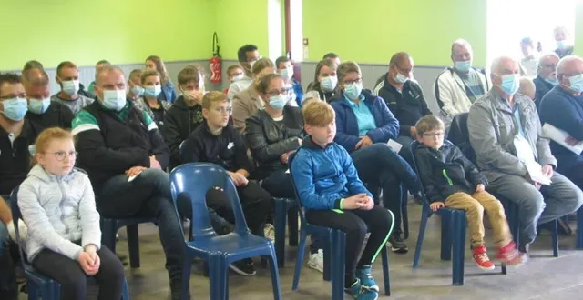 photo  une soixantaine de personnes participaient à l’assemblée générale de l’association sportive.  &copy;  ouest-france 