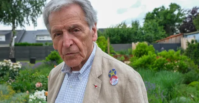 photo  depuis dix ans, le soutien de costa gavras aux classes cinéma du collège manceau qui porte son nom n’a jamais failli.  &copy;  le maine libre - denis lambert 