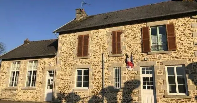 photo  l’école de la roche-mabile ferme ses portes ce mardi 6 juillet.  &copy;  ouest-france 