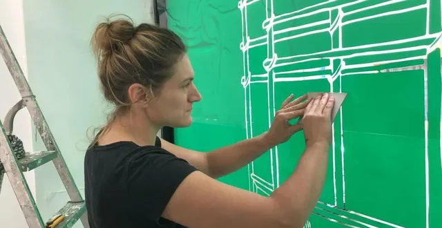 photo  une trentaine de vitraux s’ajoutent aux autres œuvres de l’artiste lot-et-garonnaise.  &copy;  ouest-france 