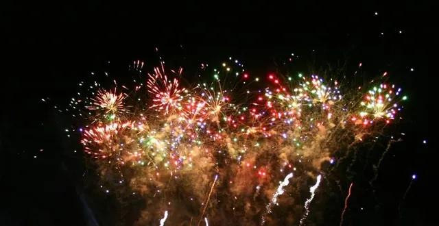 photo  le feu d’artifice sera tiré très haut afin que tous les habitants puissent en profiter de chez eux.  &copy;  archives le maine libre 