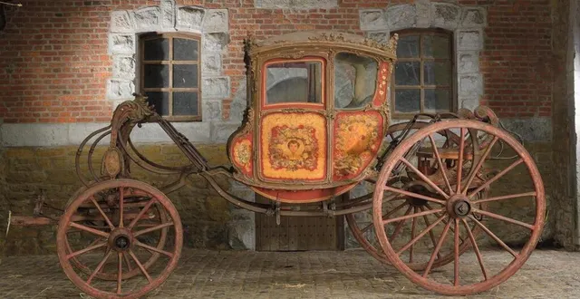 photo  estimé 20 à 30 000 €, ce coupé de gala du comte de farrobo (portugal, fin du xviiie siècle) sera vendu aux enchères le 13 juillet 2021 à paris drouot.  &copy;  dr 