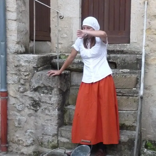 photo la comédienne lucie lacroix dans une de ses nombreuses incarnations.  ©  le maine libre