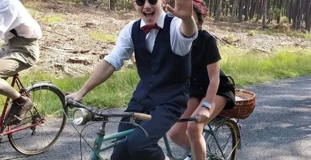 photo  les randonnées de l’héritage sont des instants de bonne humeur et d’insouciance.  &copy;  archives le maine libre 