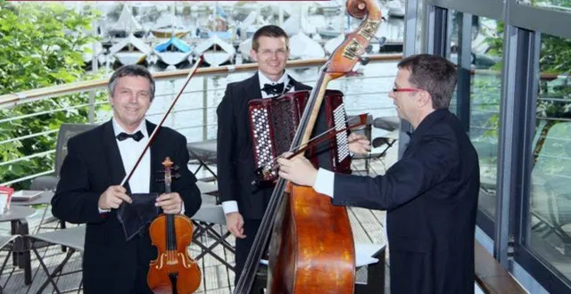 photo  le trio czardas se produira à 20 h 30 en l’église.  &copy;  trio czardas 