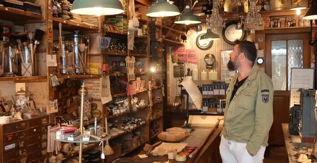 photo  la quincaillerie de grégoire courtin est remplie de trésors.  &copy;  archives le maine libre 