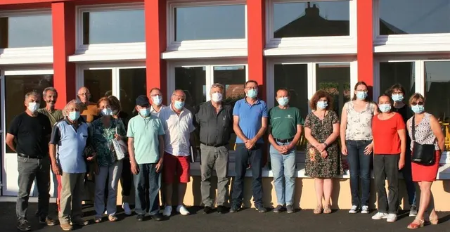 photo  sentiers gourmands : les organisateurs au grand complet.  &copy;  le maine libre 