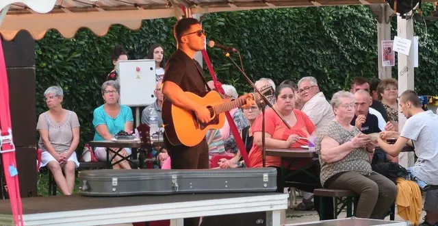photo  pierre danaë a attiré les saboliens, samedi 17 juillet 2021.  &copy;  ouest-france 