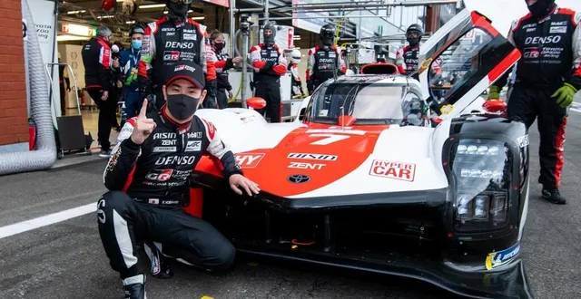 photo  une victoire méritée pour la toyota n°7 de kobayashi, conway et lopez.  &copy;  adrenal – hecker 