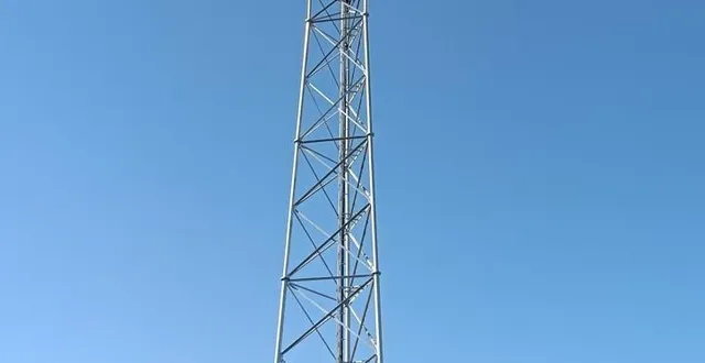 photo  un pylône de 39 m vient d’être installé derrière la salle polyvalente.  &copy;  ouest-france 