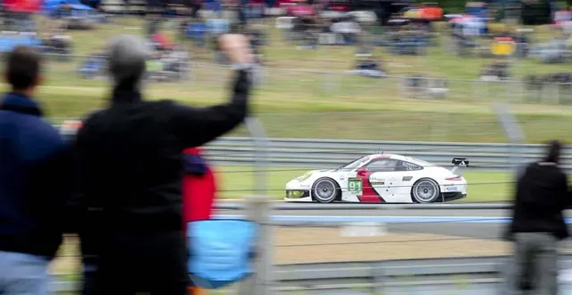 photo  en hypercar comme en gt la bagarre promet.  &copy;  le maine libre – hervé petitbon 