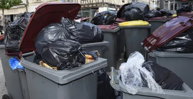photo  si les consignes sont correctement appliquées, on peut éviter l’engorgement des bacs à ordures ménagères.  &copy;  archives co 
