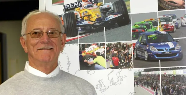 photo  en 1980, avec le constructeur manceau jean rondeau, il décroche sa deuxième victoire.  &copy;  le maine libre 