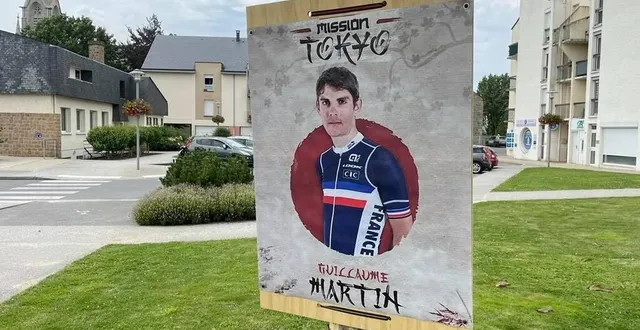 photo  le club des supporters de guillaume martin affiche son soutien au coureur avant sa course de ce samedi matin.  &copy;  ouest-france 