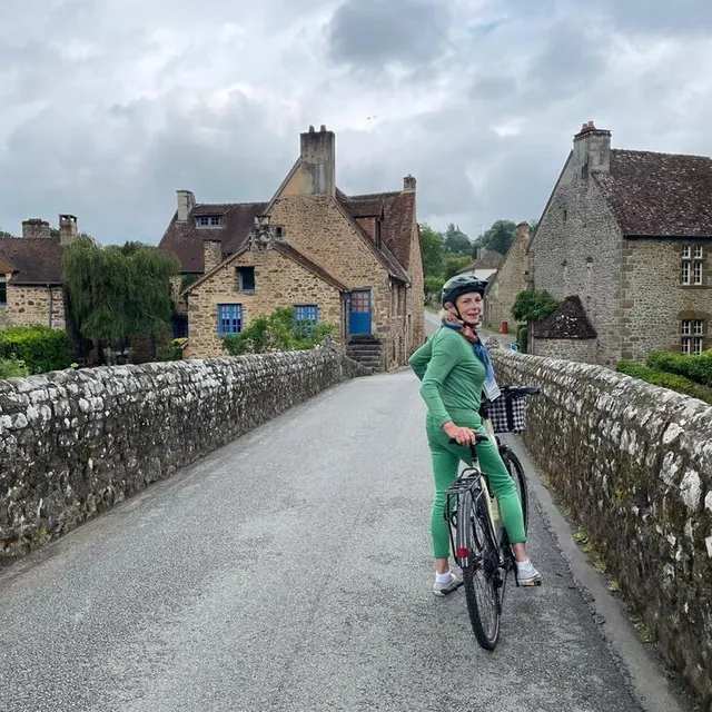 photo dominique eudier propose de la suivre à vélo sur les petites routes de campagne autour de saint-céneri-le-gérei.  ©  ouest france