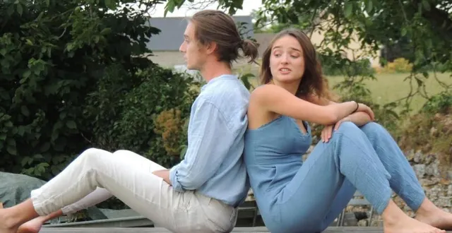 photo  un couple d’amoureux transis.  &copy;  le maine libre 