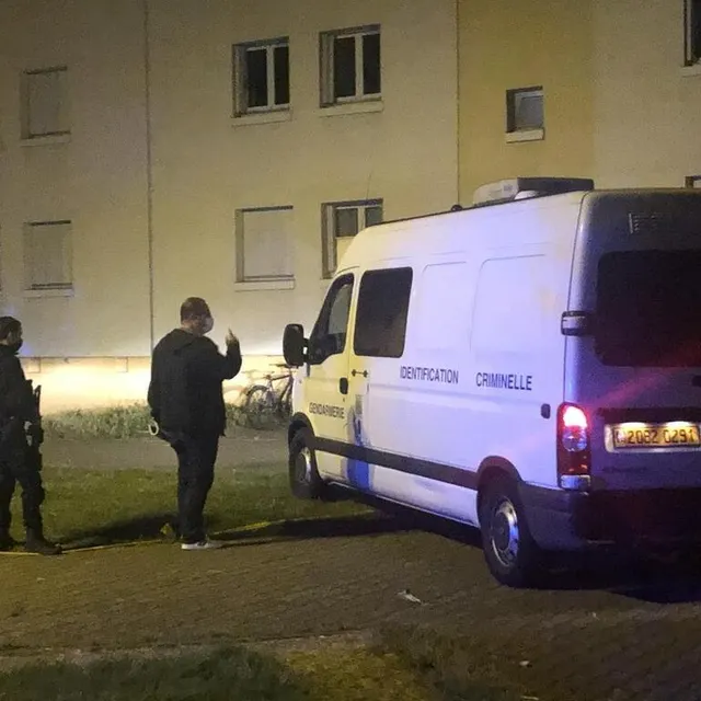 photo l’identification criminelle est arrivée vers 22h30.  ©  le maine libre