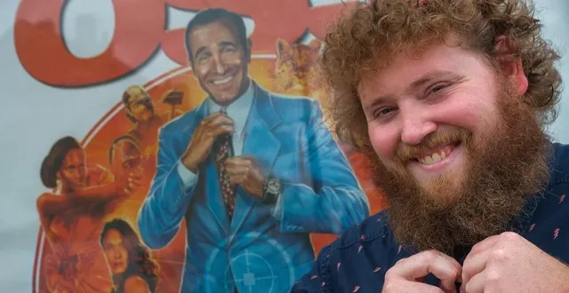 photo  le manceau ted etienne a donné la réplique à jean dujardin dans le dernier oss 117.  &copy;  le maine libre – denis lambert 