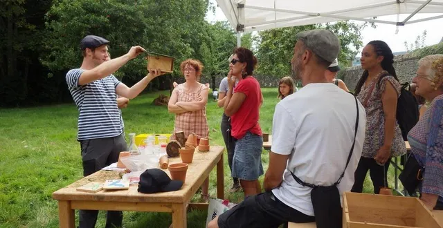 photo  des ateliers pour apprendre à réaliser des aménagements simples et accueillants pour la faune et la flore, avec à la clé des récompenses pour les participants.  &copy;  ouest-france 