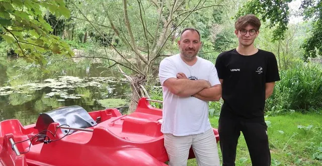 photo  christophe gérardin, gérant de l’entre-potes, a embauché mathias breger pour la location de canoë-kayak tout l’été.  &copy;  co 