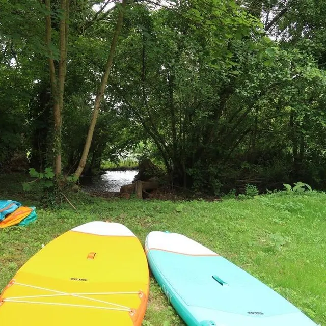 photo en collaboration avec décathlon, l’entre-potes propose trois paddles à la location.  ©  co