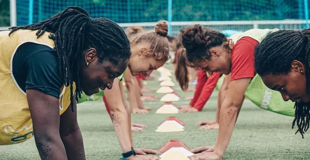 photo  depuis le 4 août, le groupe de damien bollini s’entraîne au quotidien  &copy;  photo le mans fc 