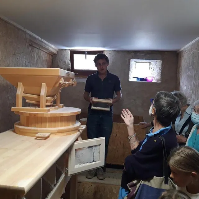 photo le moulin en bois vient d’autriche.  ©  le maine libre