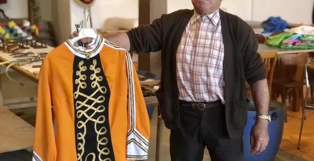 photo  claude moire a récupéré toute sa collection en brocante ou en déchèterie.  &copy;  le maine libre 