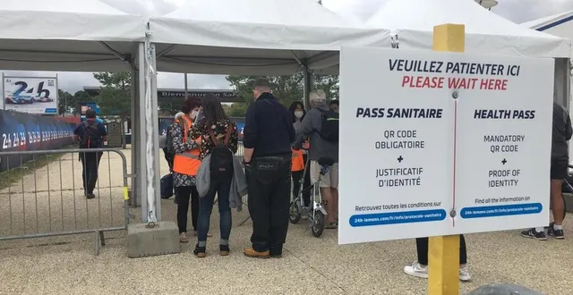 photo  il faut montrer patte blanche pour entrer dans l’enceinte du circuit.  &copy;  le maine libre 